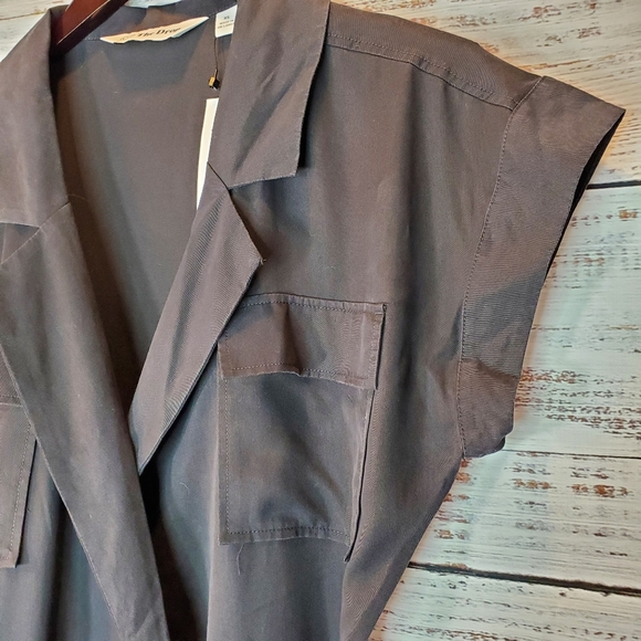 Crossed dress, short sleeves and front pockets ●●only available in black… - Picture 5 of 10